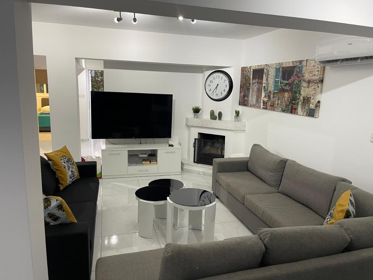 Konnos Hight Villa 普罗塔拉斯 外观 照片